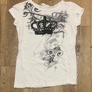 White Short-Sleeve Crown Graphic Tee